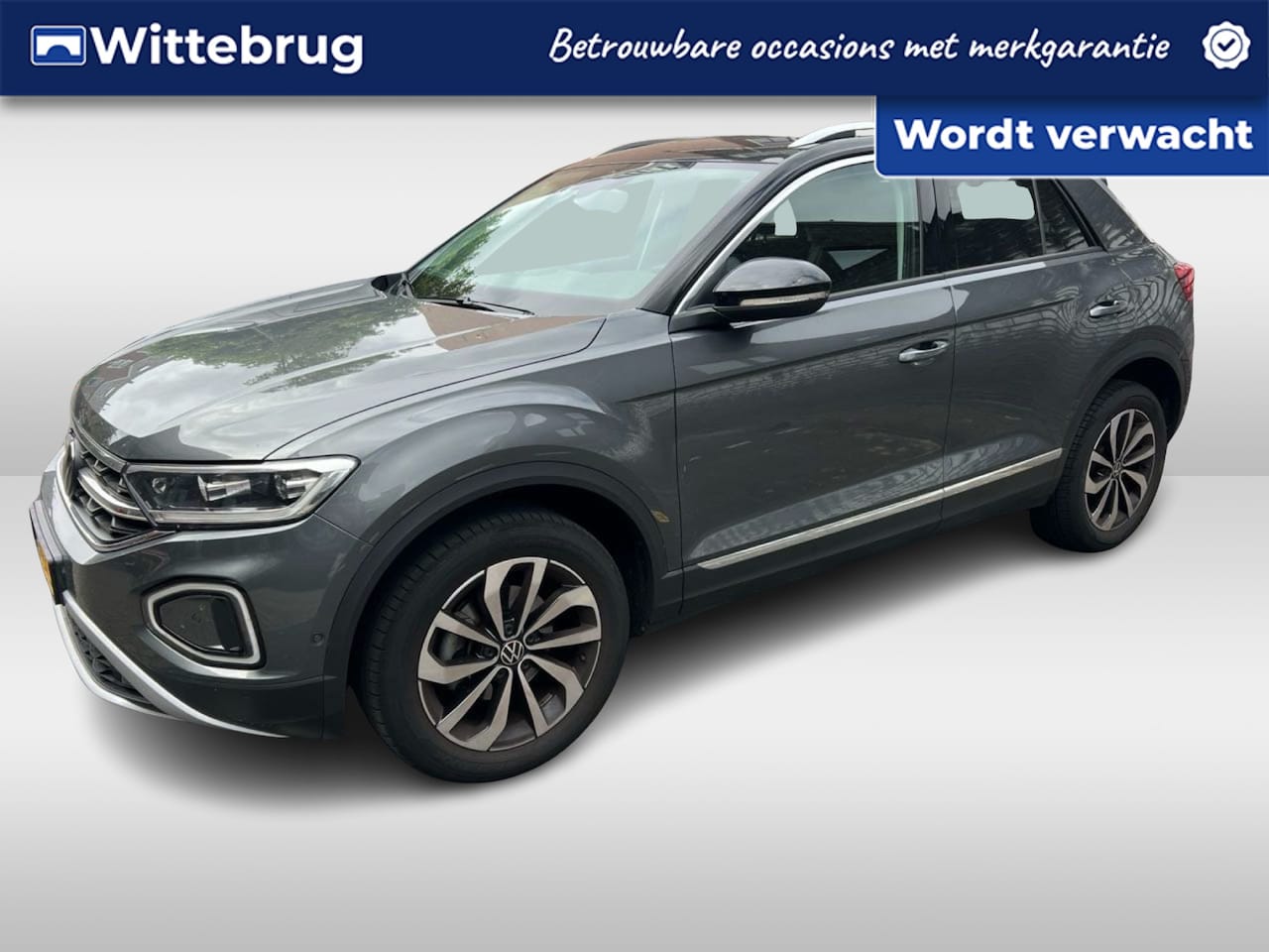 Volkswagen T-Roc - 1.5 TSI 150PK Style / Afneembare Trekhaak / Achteruitrijcamera / Elektrische Achterklep / - AutoWereld.nl