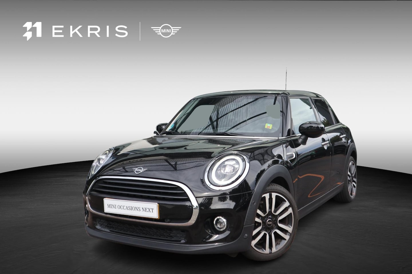MINI 5-Deurs - Cooper | Parkeersensoren | Comfort Acces | Harman Kardon - AutoWereld.nl