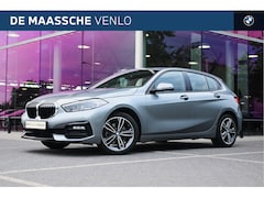BMW 1-serie - 118i Executive Sport Line Automaat / Sportstoelen / Cruise Control / LED / Multifunctionee