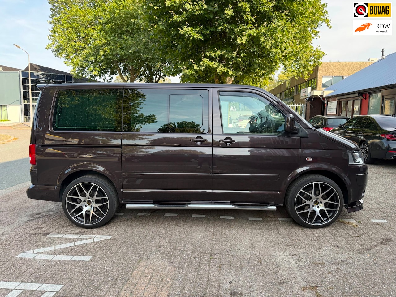 Volkswagen Transporter Multivan - 2.5 TDI Highline DC 2.5 TDI Highline DC - AutoWereld.nl
