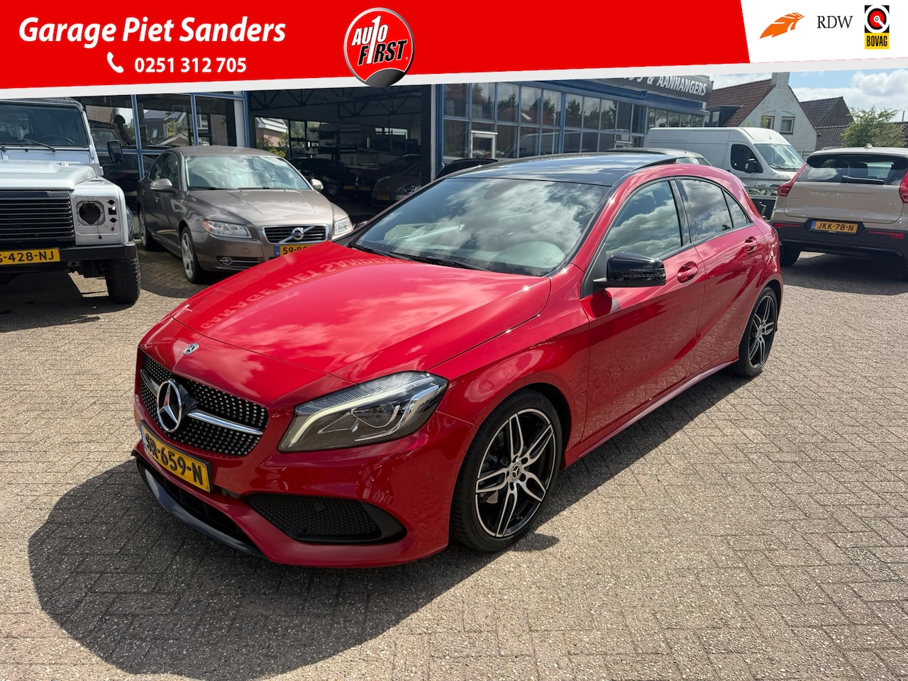 Mercedes-Benz A-klasse - 160 Sport Edition I AMG I Panorama I Camera I 1e eigenaar I NL-Auto - AutoWereld.nl