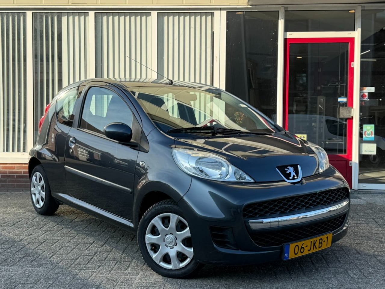 Peugeot 107 - 1.0-12V Sublime 3 Deurs I Nieuwe APK I Airco I Elektrische ramen I Toerenteller - AutoWereld.nl