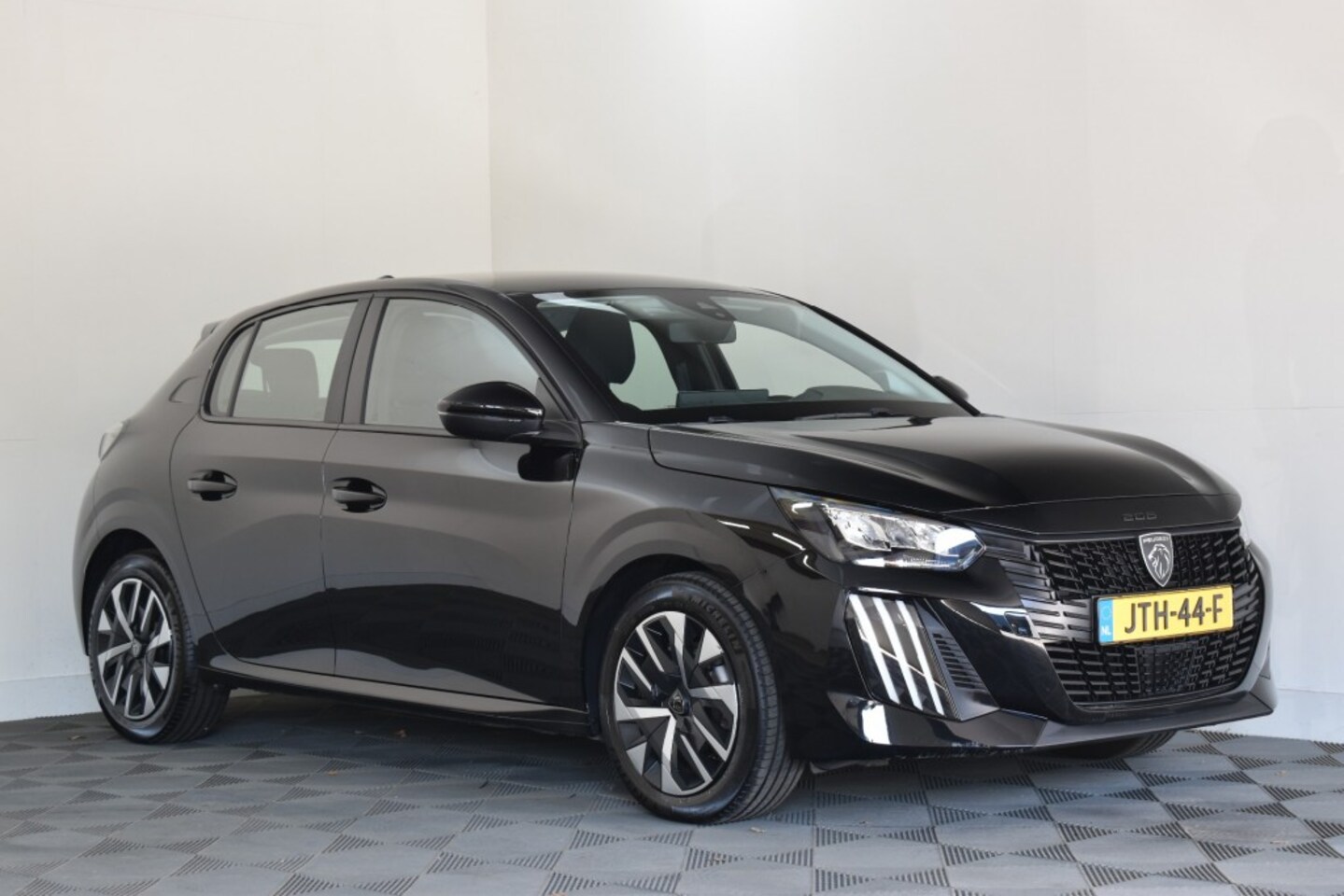 Peugeot 208 - 1.2 Turbo 100PK Active - AutoWereld.nl