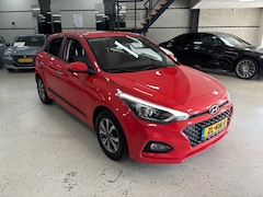 Hyundai i20 - 1.0 T-GDI PREMIUM / Navi / Cruise / Apple / Climat / Camera / Key less