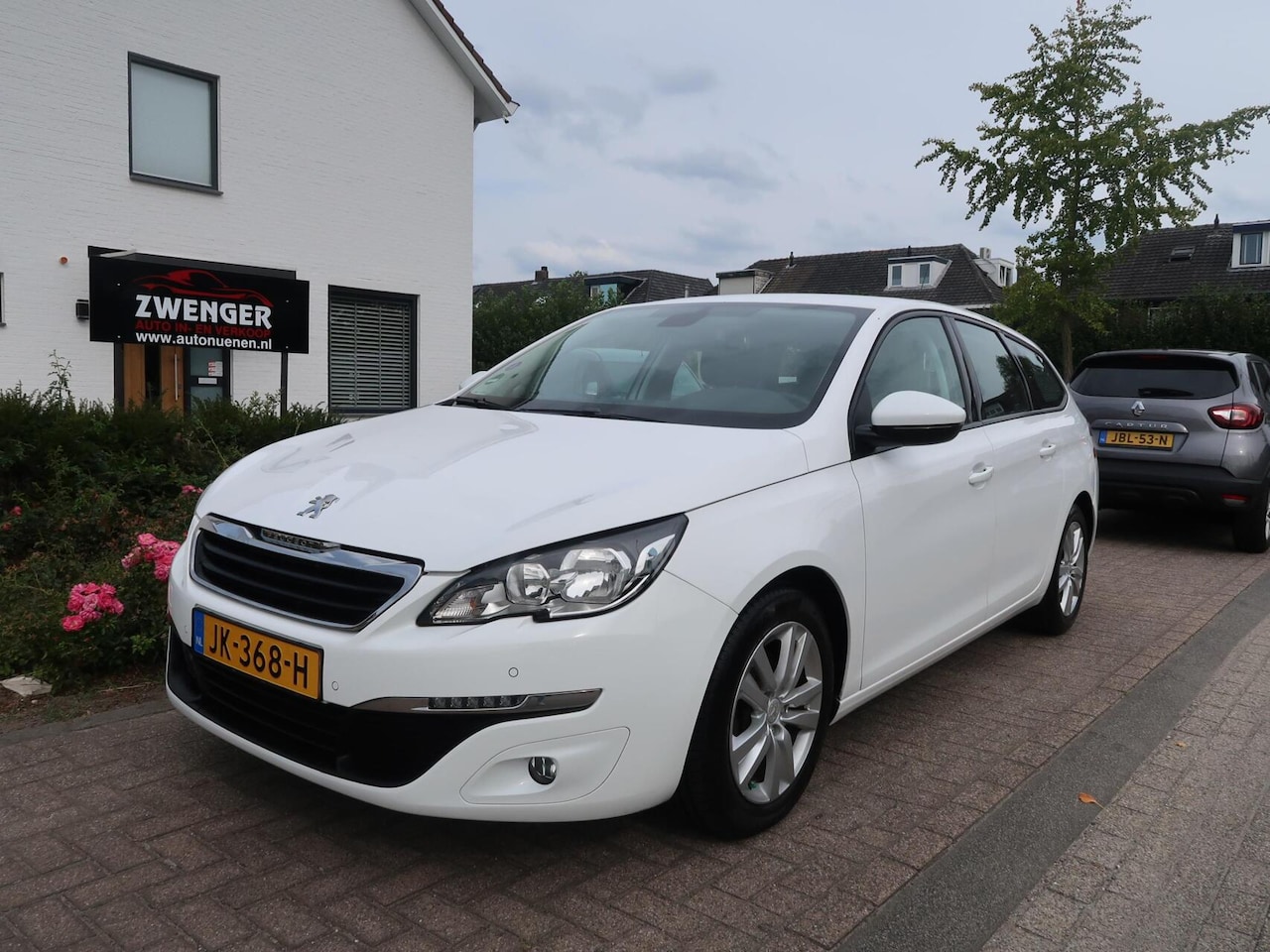 Peugeot 308 SW - 1.2 PureTech NAVIGATIE|CAMERA|CRUISECONTROL|BLUETOOTH|PDC|LED|ZEER MOOI - AutoWereld.nl