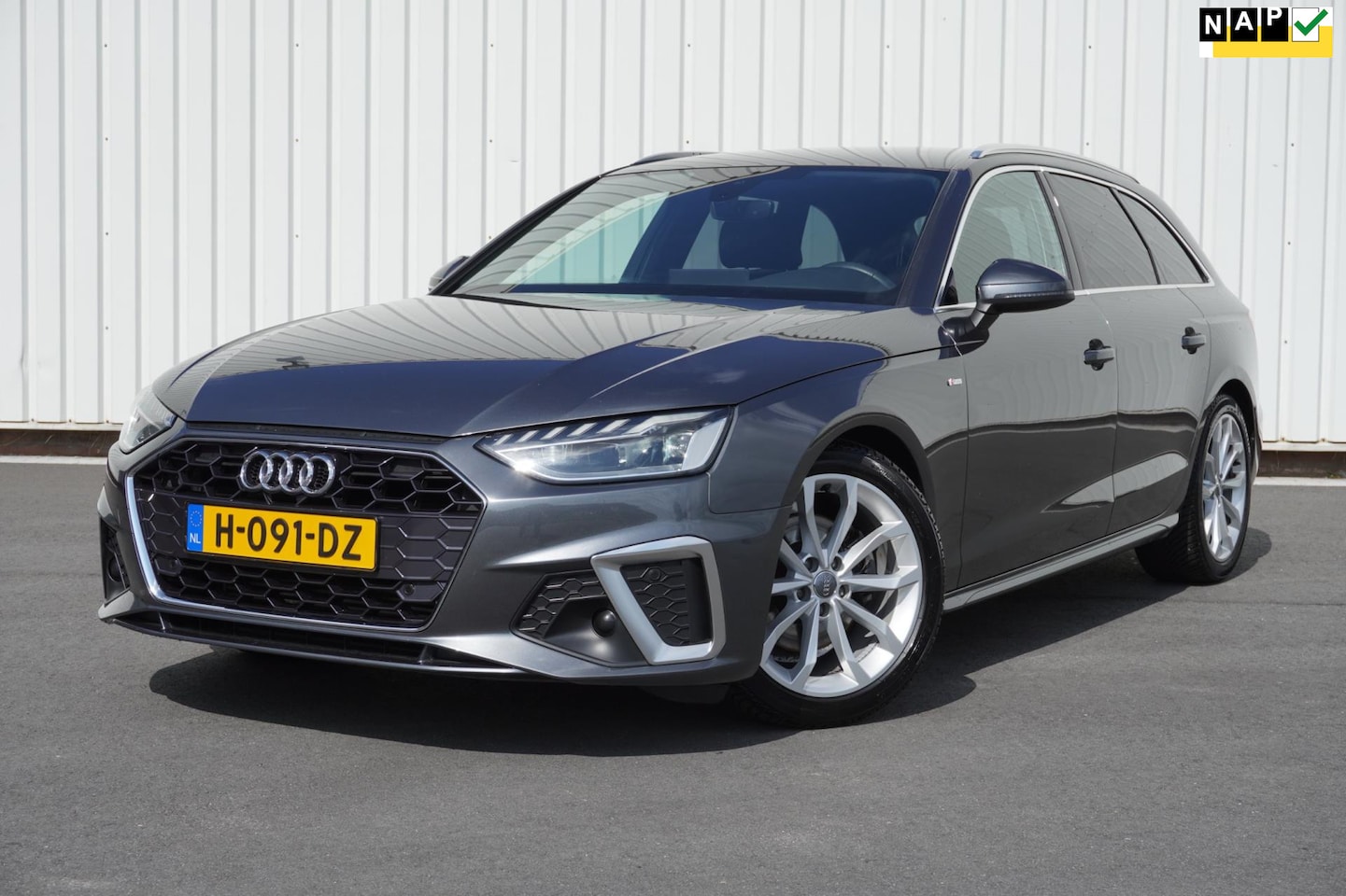 Audi A4 Avant - 35 TFSI Launch edition Sport | Airco | Virt. cockpit | Vol opties | Elek. pakket | PDC | D - AutoWereld.nl