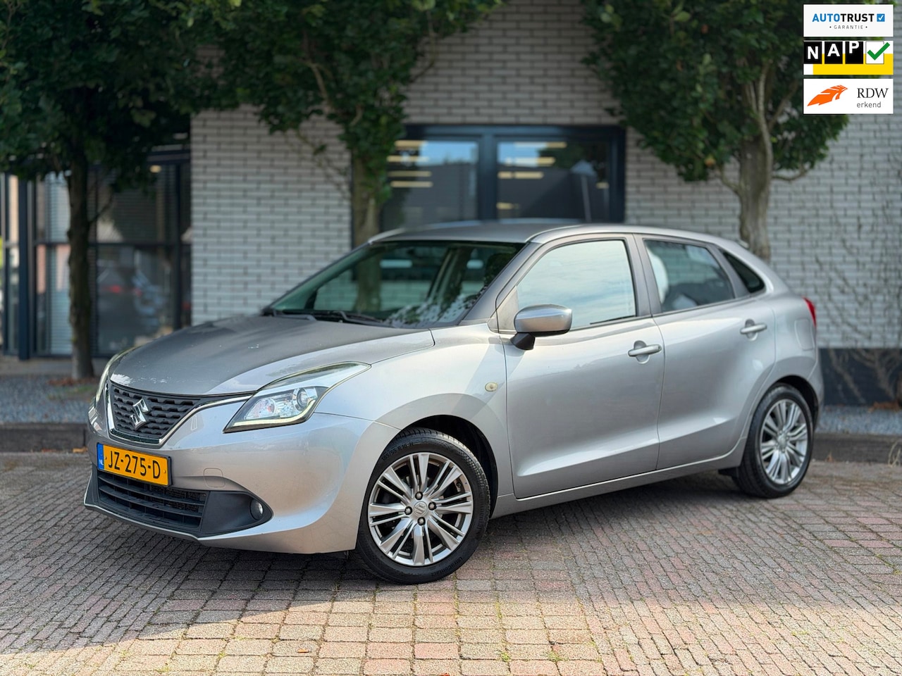 Suzuki Baleno - 1.2 Exclusive Xenon|Bluetooth Tel/Audio|LED Dagrijverlichting|APK 12-2026 - AutoWereld.nl