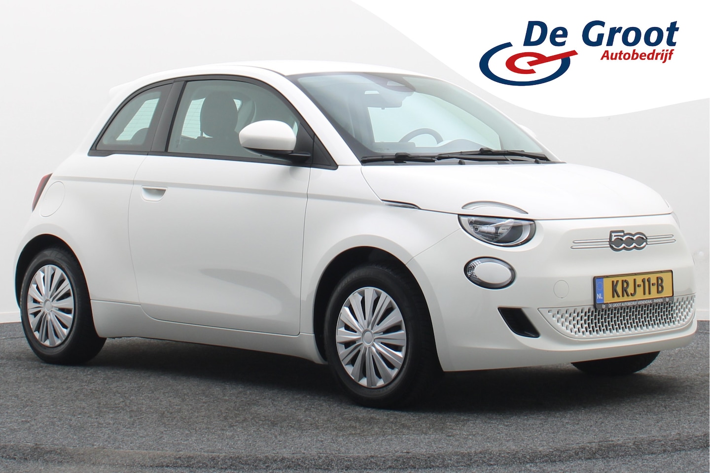 Fiat 500e - Icon 42 kWh SOH 95,6%, Virtual Cockpit, Apple Carplay, Lane Assist, Climate - AutoWereld.nl