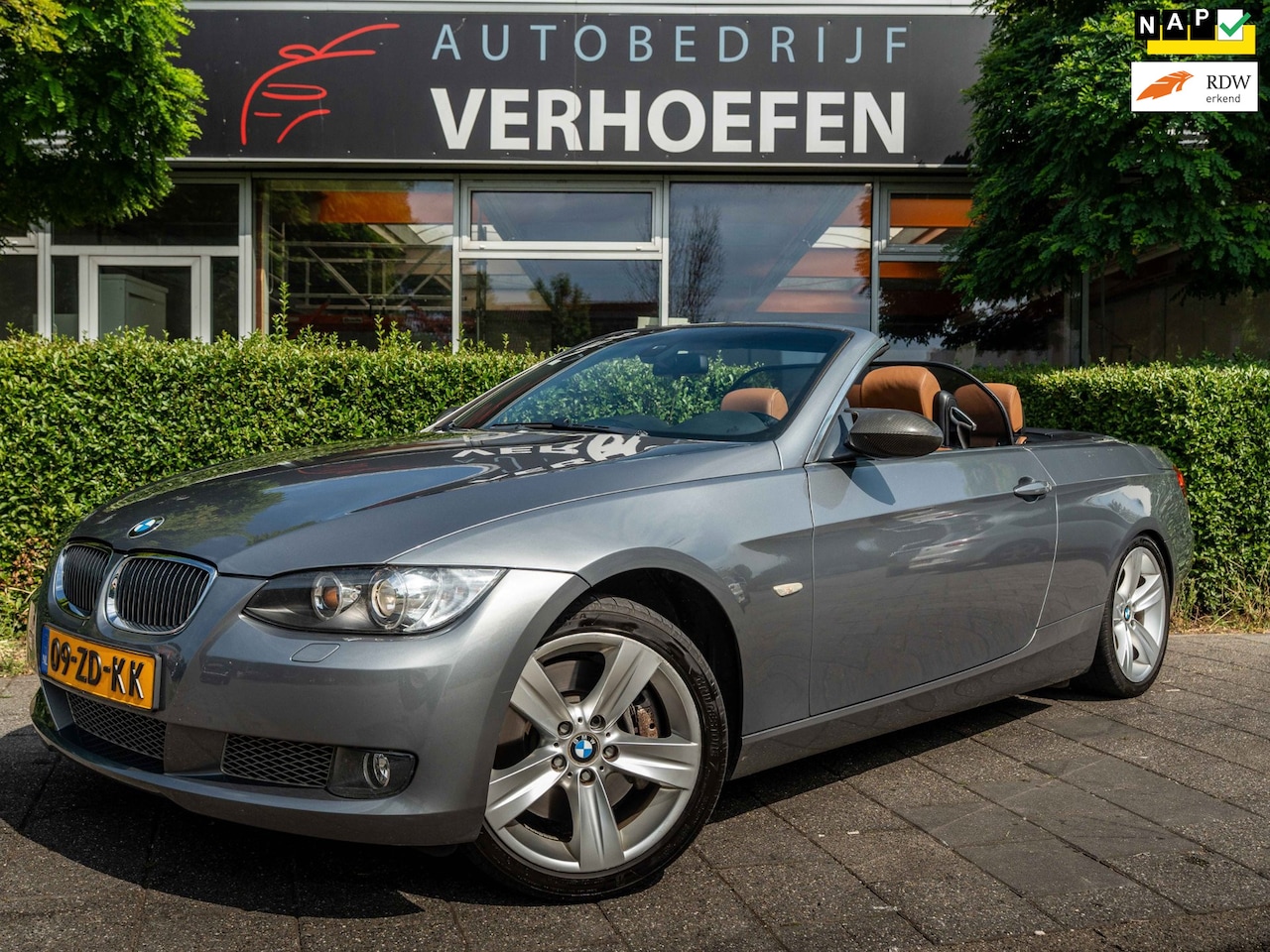 BMW 3-serie Cabrio - 335i - EXECUTIVE - CABRIO - AUTOMAAT - LEDER - CRUISE / CLIMATE CONTR !! - AutoWereld.nl