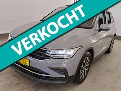 Volkswagen Tiguan - 1.5 TSI 131pk Life | Executive | Trekhaak | Camera | Digital Cockpit | Spiegelpakket | Ele