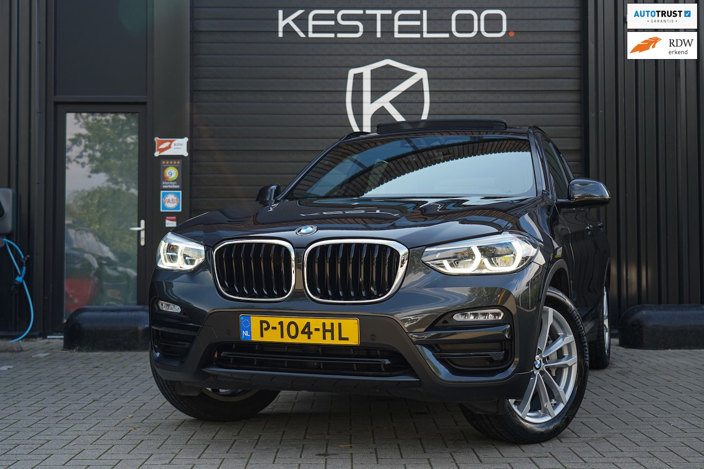 BMW X3 - XDrive30i High Executive ZEER NETTE! LEER/LED/PANO/STOELVERW/TREKHAAK/BUSINESS PRO/ - AutoWereld.nl