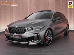 BMW 1-serie - M135i 306pk xDrive |M-sportpakket pro|pano|Harman&Kardon|head-up|Apple Carplay|parkeercamr