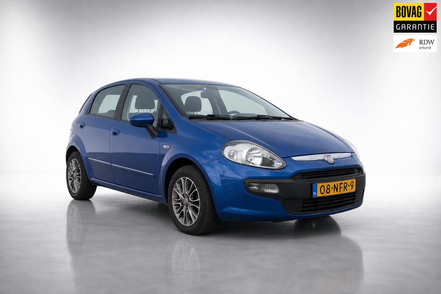 Fiat Grande Punto - 1.4 Active|airco|cruise|park sens - AutoWereld.nl