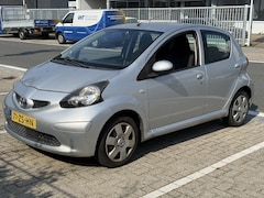 Toyota Aygo - 1.0 Benzine 5 Deurs New APK