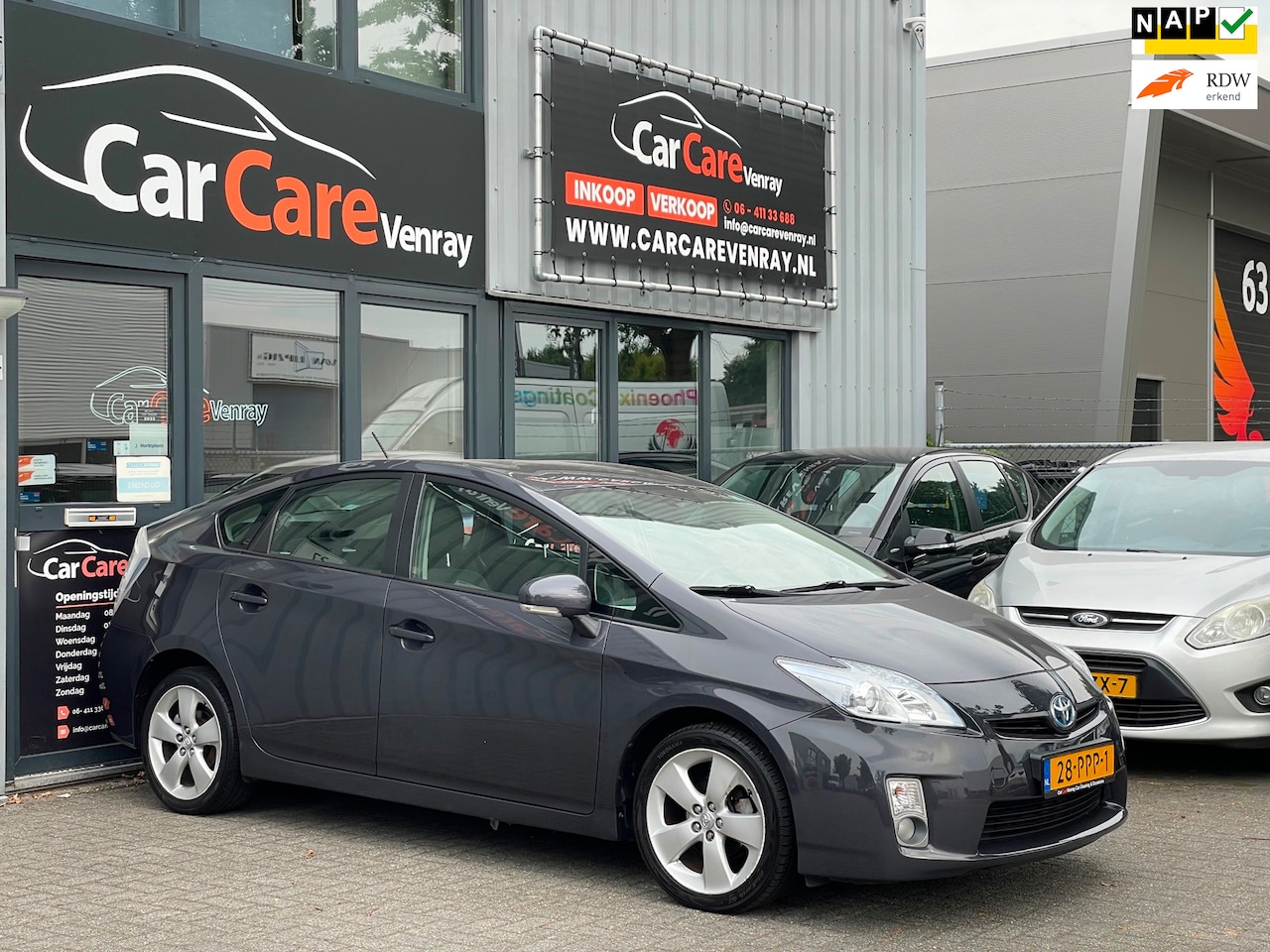 Toyota Prius - 1.8 Comfort APK09-2027 AIRCO CRUISECONTROLE NAP NAVIGATIE - AutoWereld.nl