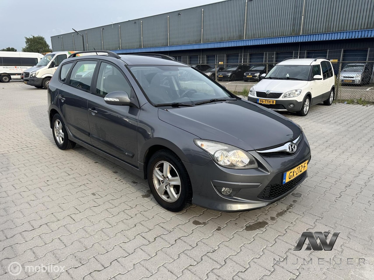 Hyundai i30 CW - 1.6i trekhaak/airco/isofix/apk/lm velgen - AutoWereld.nl