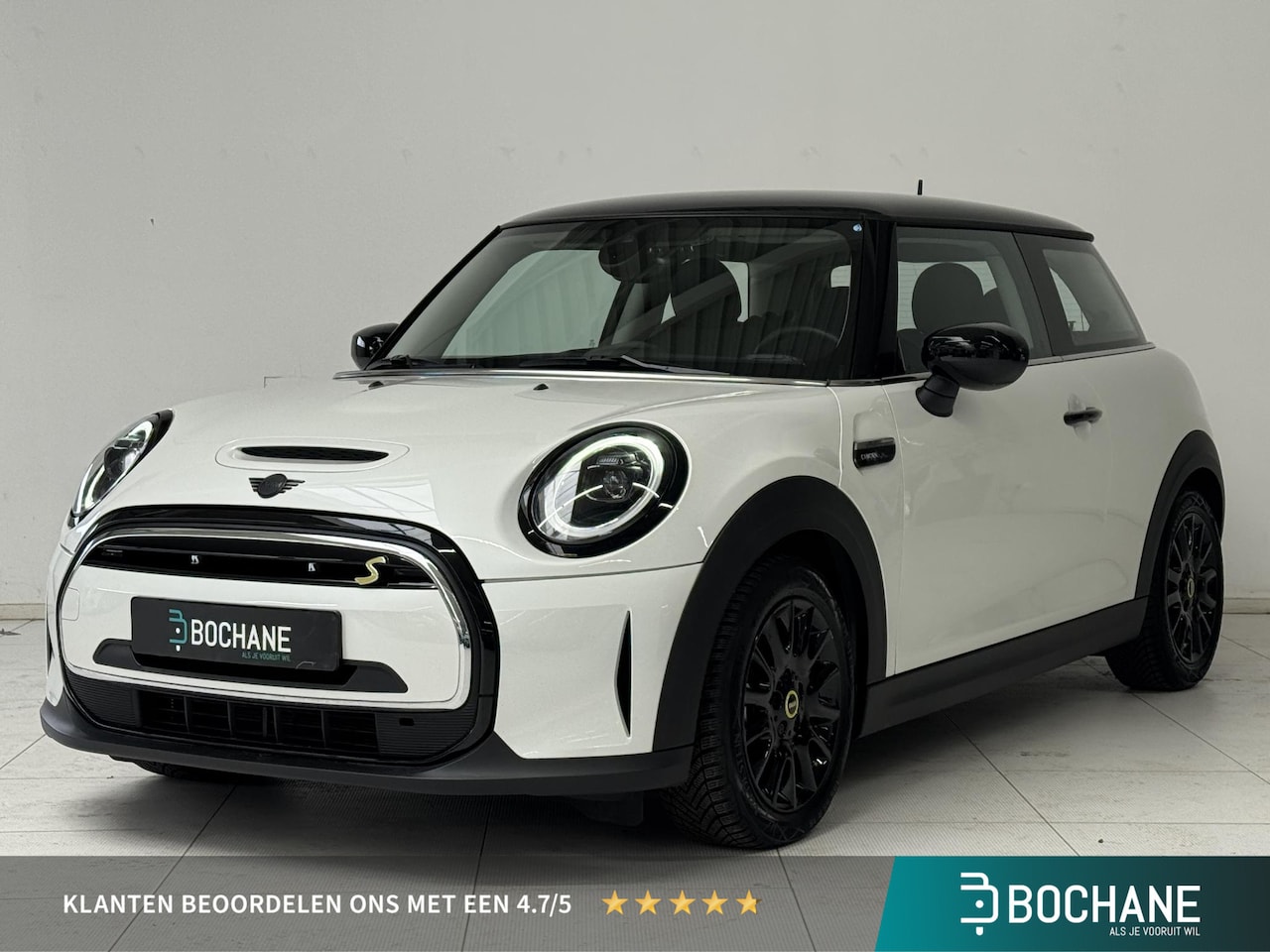 MINI Electric - MINI Yours 33 kWh | Navigatie | Parkeersensoren | Stoelverwarming | All-Season Banden | - AutoWereld.nl