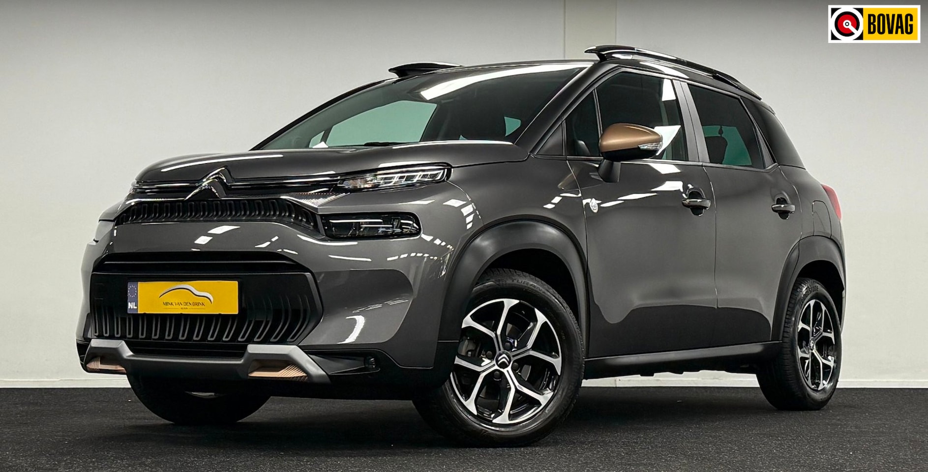 Citroën C3 Aircross - 1.2 PureTech Shine Pack*DealerOh*Automaat*1eEign*Navi*Camera*Carplay* - AutoWereld.nl