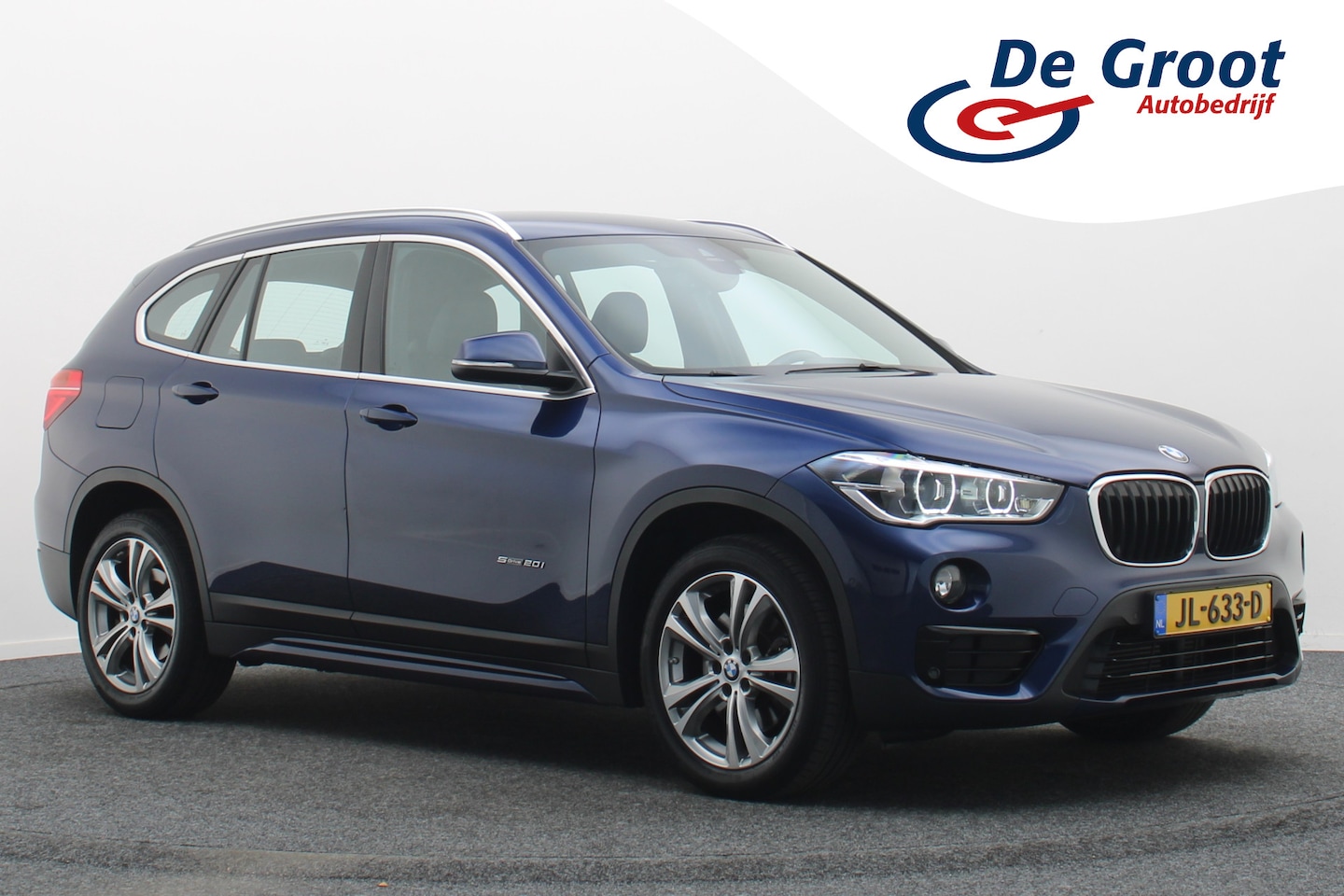BMW X1 - sDrive20i Centennial High Executive M Sport Leer, ACC, Head-Up, Navigatie, Camera, PDC - AutoWereld.nl