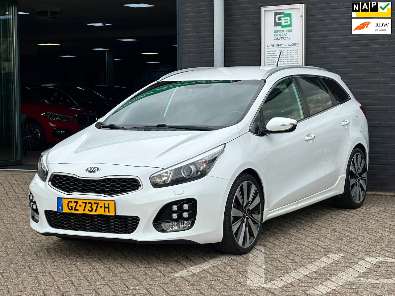 Kia Cee'd Sportswagon - 1.0 T-GDi GT-Line/2de EG/CAMERA/NAVI/NL AUTO-NAP!! - AutoWereld.nl