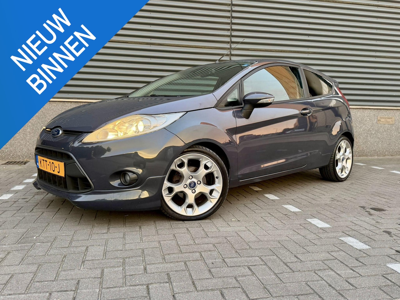 Ford Fiesta - 1.6 Sport *NANO GREY*CRUISE*120PK - AutoWereld.nl