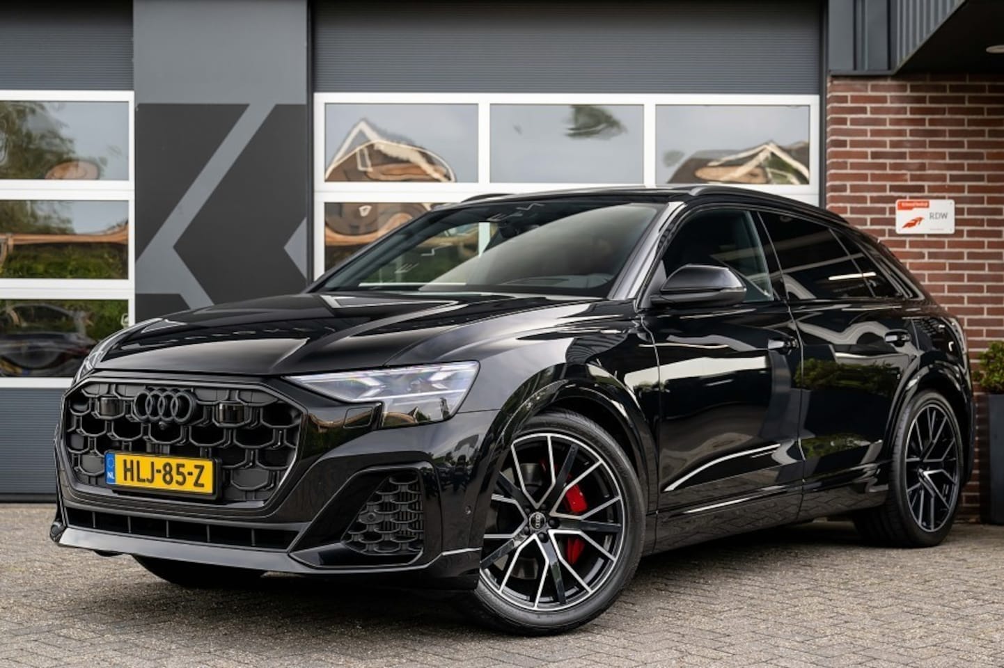 Audi Q8 - 55 TFSI e quattro S line | Panorama | B&O | 4-Wielbest. | RS-Seats | Head-Up | Soft Close - AutoWereld.nl