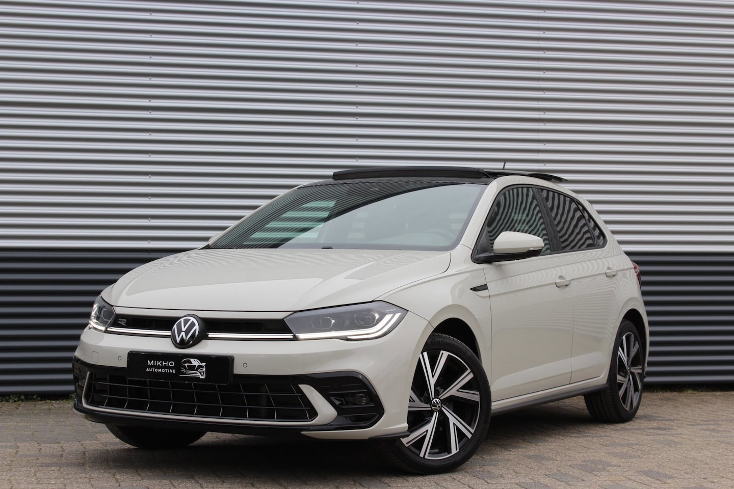 Volkswagen Polo - 1.0 TSI 2x R-Line | Panoramadak | Beats by DRE | Dode hoek assistentie | Camera | Ascot Gr - AutoWereld.nl