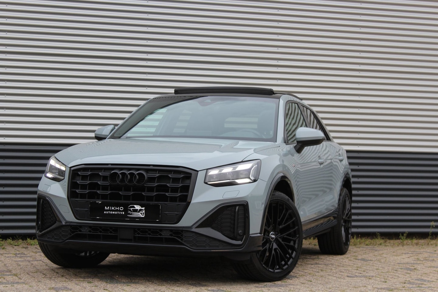 Audi Q2 - 35 TFSI 2x S-Line | Panoramadak | Matrix | Trekhaak | Elektrische kofferbak | Camera | Sfe - AutoWereld.nl