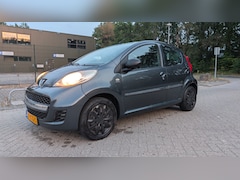 Peugeot 107 - 1.0-12V XR 5-deurs uitvoering
