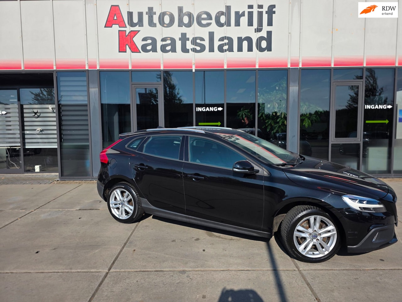 Volvo V40 Cross Country - 2.0 D3 Summum - Navi - Clima - Cruise - - AutoWereld.nl