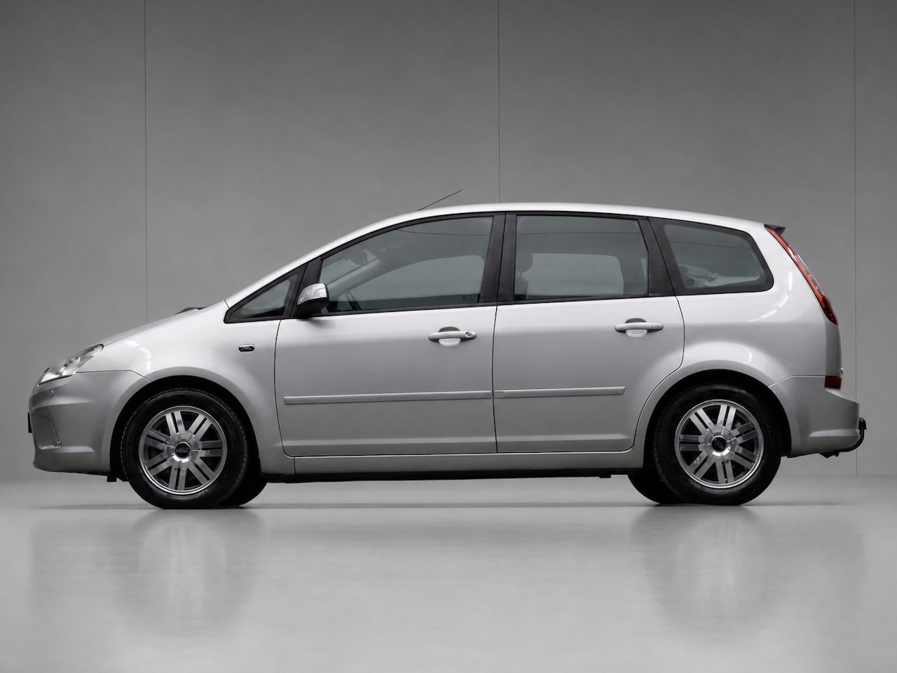 Ford C-Max - 2.0-16V Titanium 2.0-16V Titanium - AutoWereld.nl