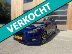 Ford Focus Wagon - 1.5 Titanium ST-Line 5DRS|AUTOMAAT|Clima|Parkeersensoren|Stoelverwarming|Stuurverwarming|K