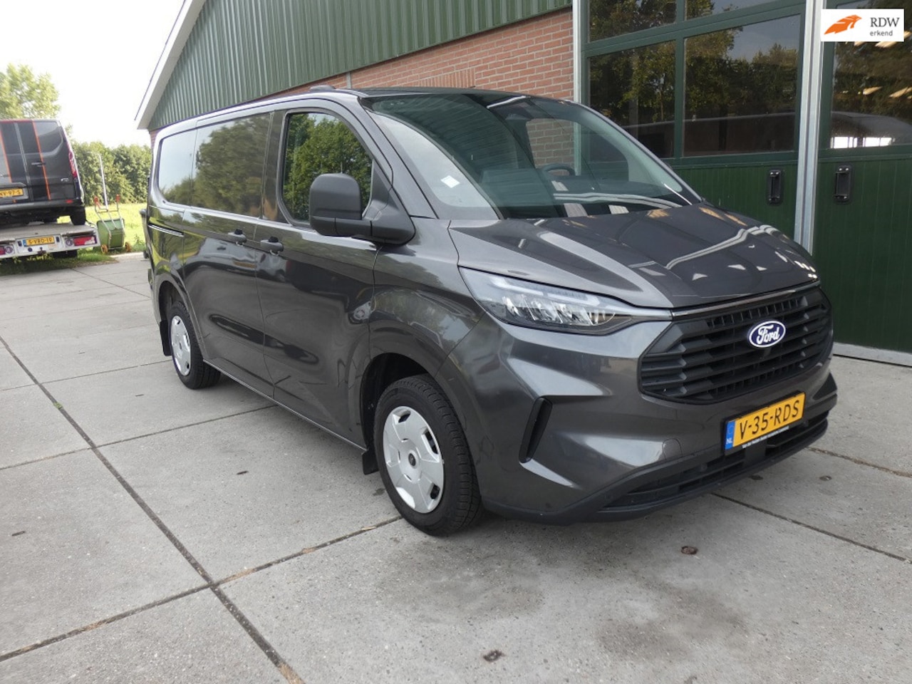 Ford Transit Custom - 280 2.0 TDCI L1H1 Limited*autom*navi/cam - AutoWereld.nl