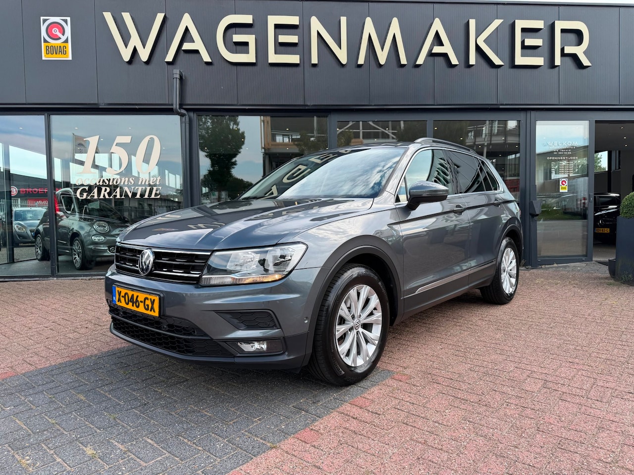 Volkswagen Tiguan - 1.5 TSI ACT Highline AUT|NAVI|CAM|DealerOH - AutoWereld.nl