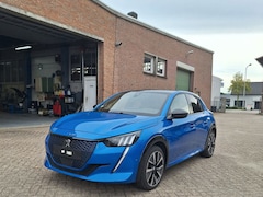 Peugeot e-208 - | 11kW | Warmtepomp | ACC | Camera | Stoelverwarming