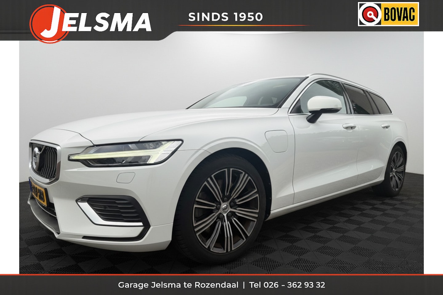Volvo V60 - T6 Recharge AWD Inscription, Pano | Trekhaak | Camera - AutoWereld.nl