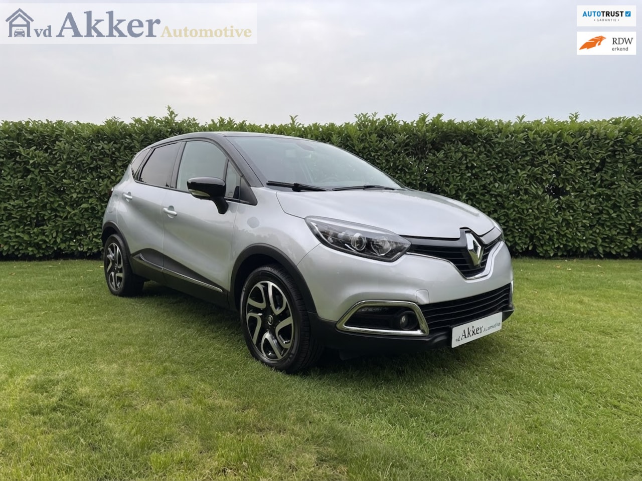 Renault Captur - 1.2 TCe Dynamique Automaat I Dealer ond I Trekhaak I Camera I ACC I Zeer netjes! - AutoWereld.nl