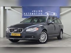 Volvo V70 - 2.5T Momentum Dealer Onderhouden Leer Trekhaak PDC Elektr. Kofferbak Mooi