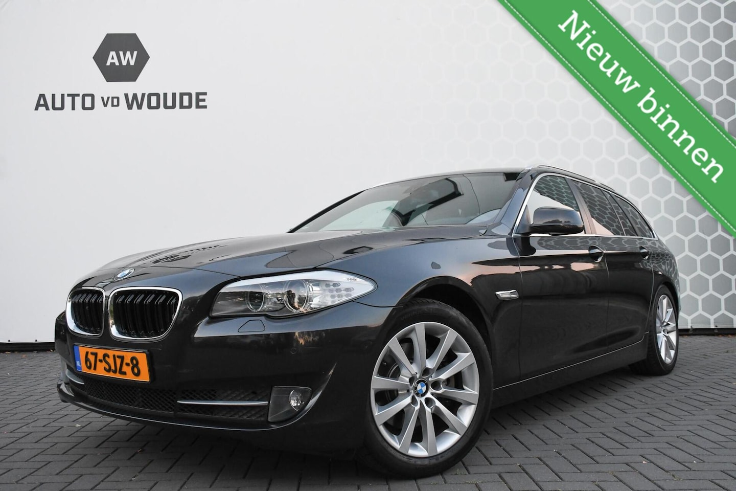BMW 5-serie Touring - 520i High Executive Leer Xenon Trekhaak - AutoWereld.nl