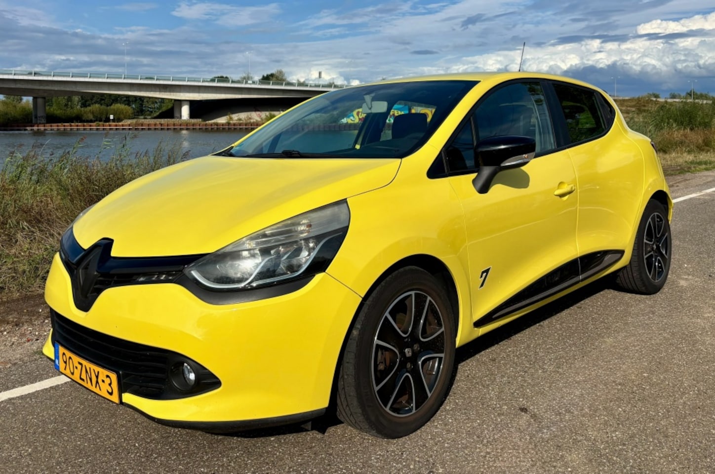 Renault Clio - 0.9 TCe Expression 0.9 TCe Expression - AutoWereld.nl