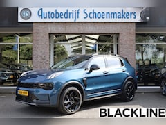 Lynk & Co 01 - 1.5 261PK BLACKLINE 360-CAMERA STOELVERW. PANO/SCHUIF MEMORY INFINITY DAB NAVI CARPLAY ELE