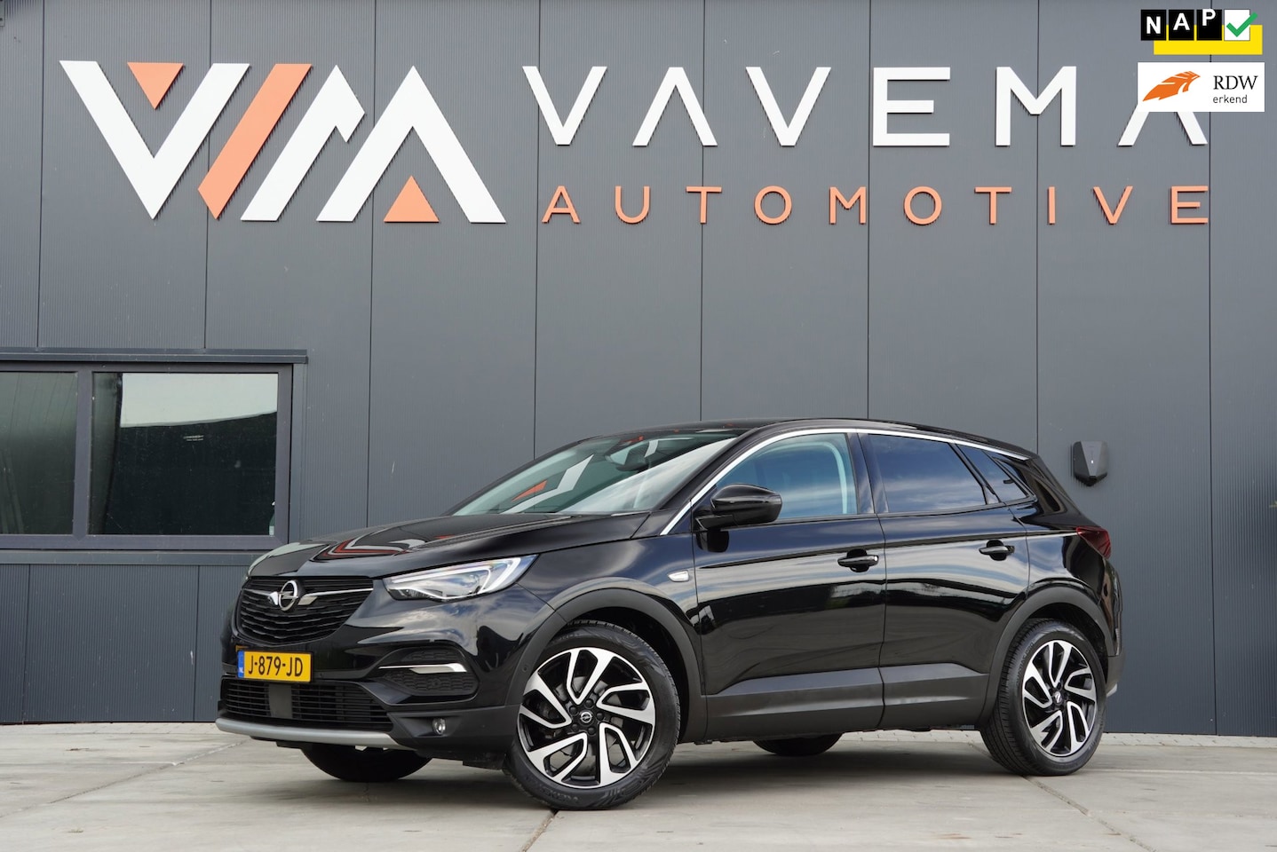 Opel Grandland X - 2020|1.2 Turbo|Business Executive|Automaat|Pano|Denon|CarPlay|Stoelverwarming|Dodehoek|Cru - AutoWereld.nl