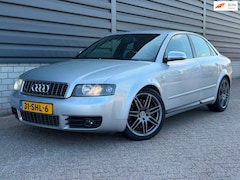 Audi A4 Limousine - 4.2 V8 quattro S4 Exclusive 28.000 KM