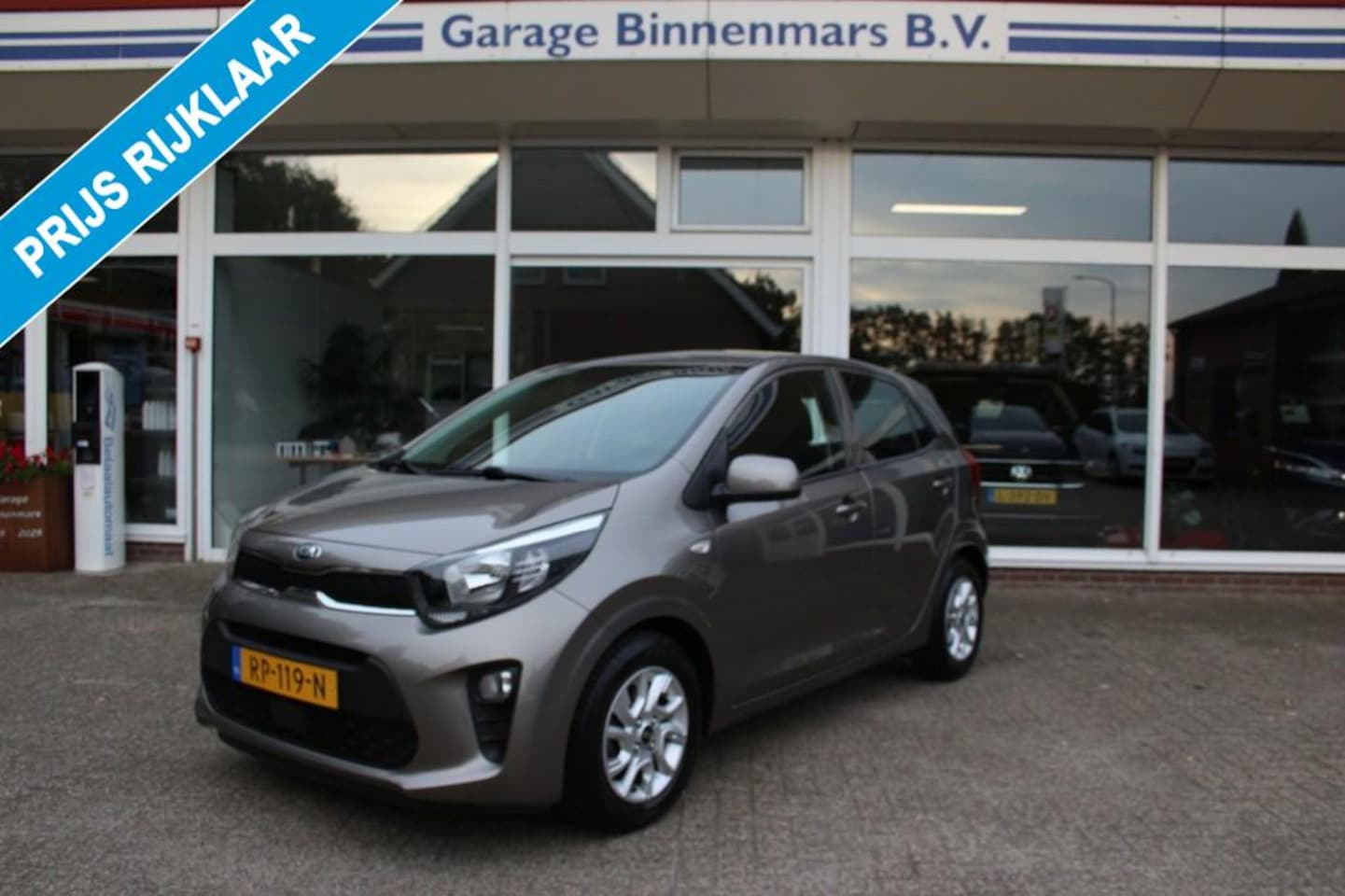 Kia Picanto - 1.0 CVVT ComfortPlusLine Navigator 1.0 CVVT Comfort Plus Line Navigator, Camera, Navi, Lichtm velgen - AutoWereld.nl