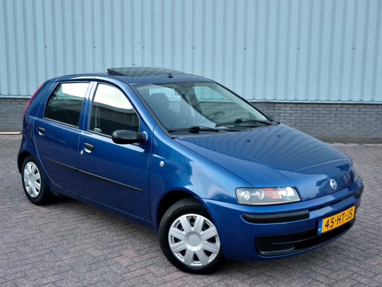 Fiat Punto - 1.2 16V Automaat Airco Nieuwe APK 108.000 km NAP - AutoWereld.nl