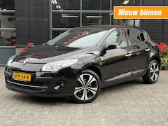 Renault Mégane - Megane 1.4 TCE BOSE BJ.2012 CLIMA STOELVERW. NAVI CRUISE