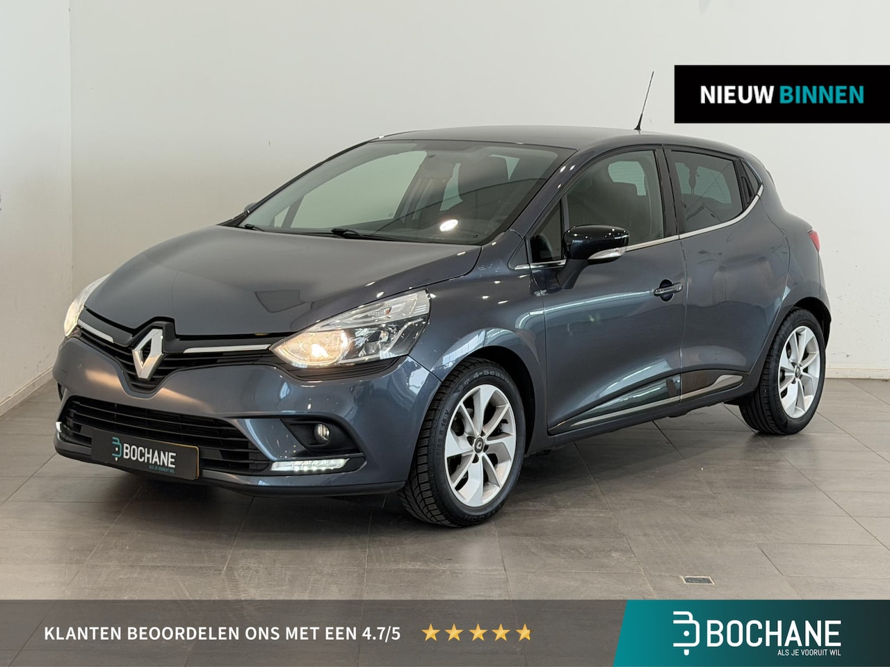 Renault Clio - 0.9 TCe Limited | Parkeersensoren achter | Airco | Cruise Control | Navigatie | - AutoWereld.nl