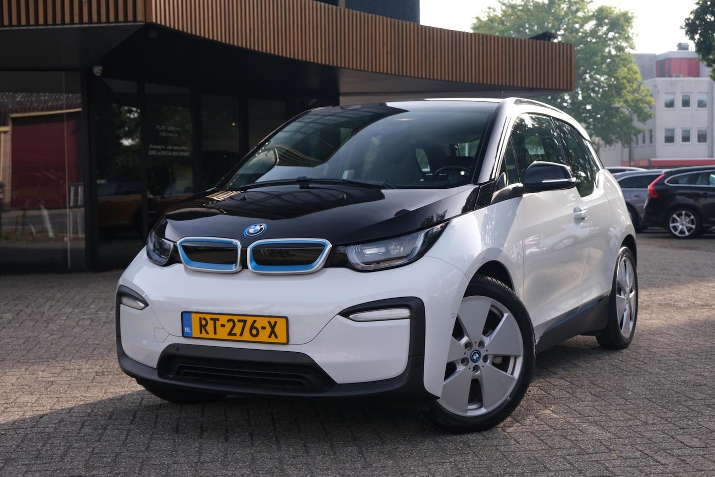 BMW i3 - Basis iPerformance 94Ah 33 kWh - AutoWereld.nl