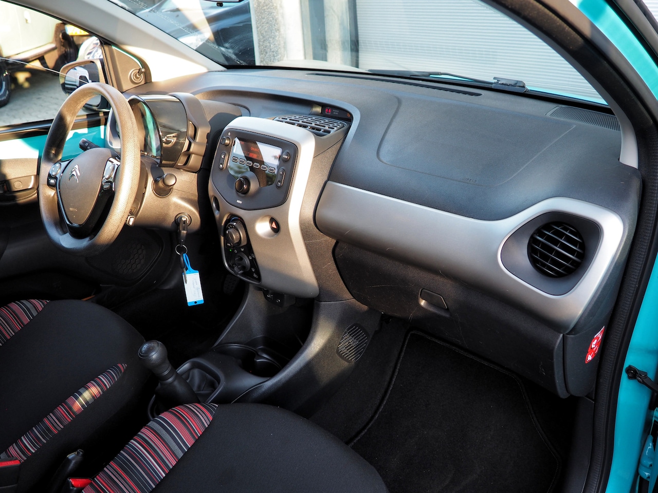 Citroën C1 - 1.0 VTi Selection AIRCO CRUISE TREKH. 5 DEURS