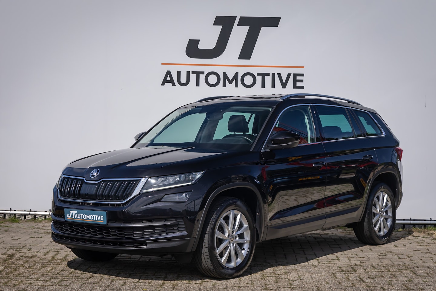 Skoda Kodiaq - 1.5 TSI Business plus 7persoons NlAuto Pannoramadak | Memory stoel | Canton audio | Elektr - AutoWereld.nl